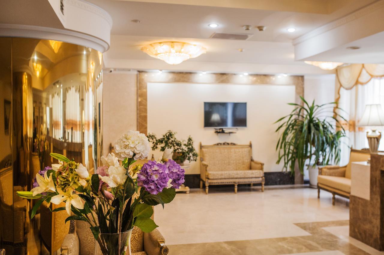Visak Hotel Kijów Zewnętrze zdjęcie